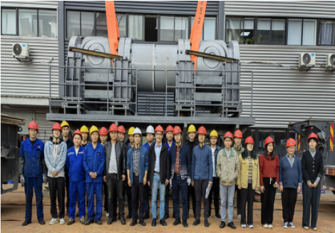 超大型重載十字萬向聯軸器在茂德傳動